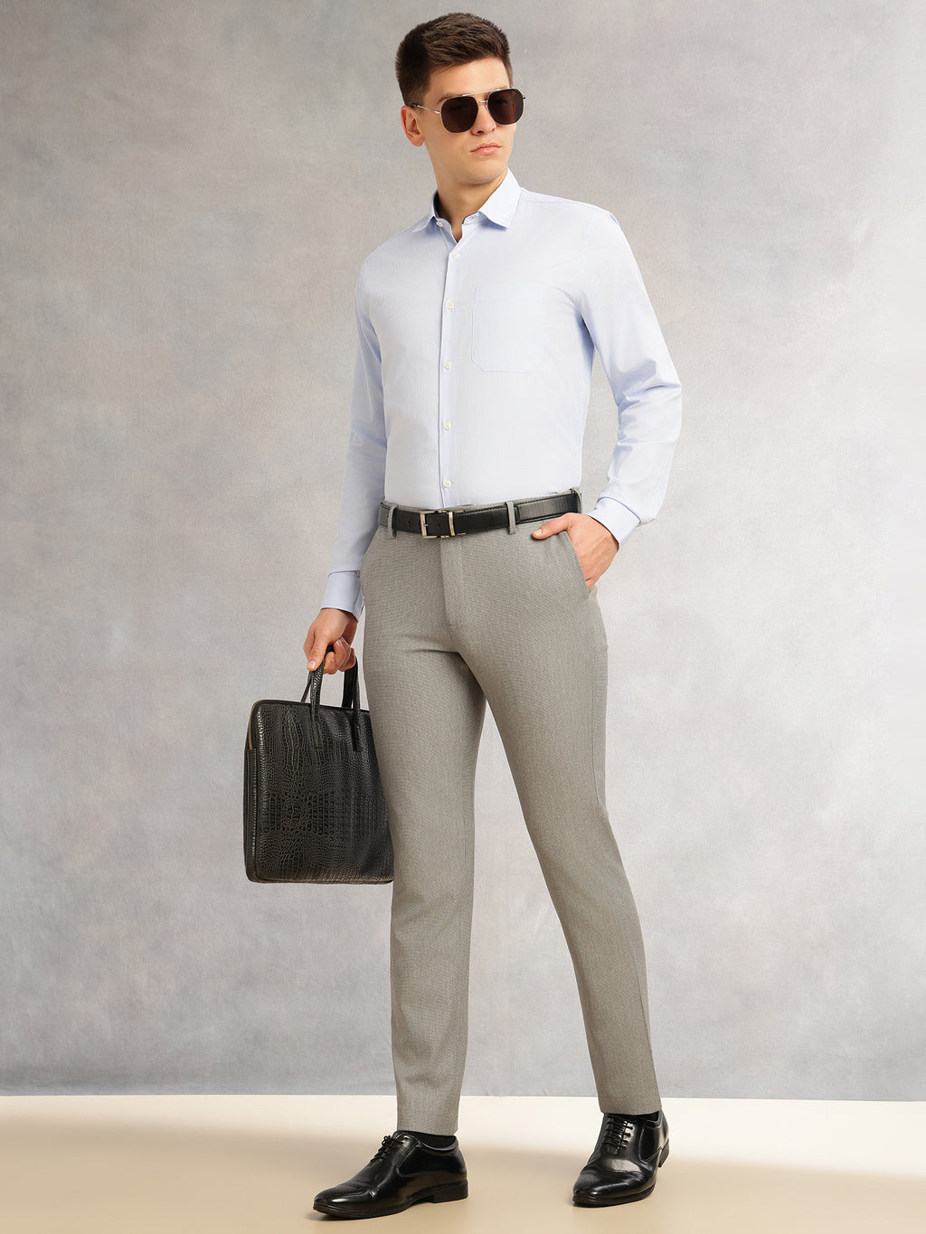 Thomas Scott Men Dark Grey Slim Fit Mid-Rise Flexi-Waist 4-Way Stretch Solid Formal Performance Trouser