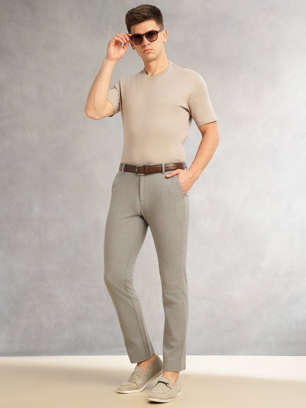 Thomas Scott Men Dark Grey Slim Fit Mid-Rise Solid Woven Formal Trousers with Fixed Belt & 4-Way Stretch