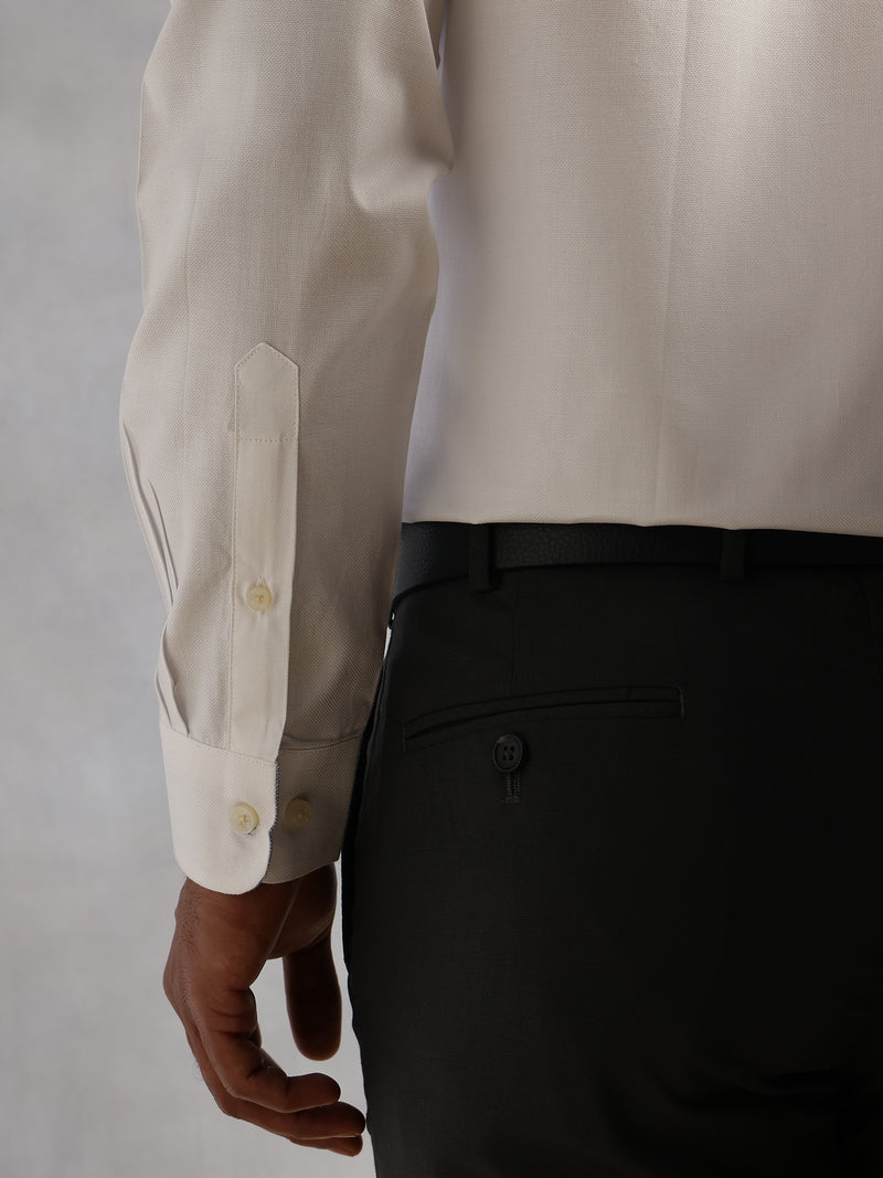 Thomas Scott Men White Regular Fit Long Sleeves Spread Collar with Contrast Fabric Solid 100% Cotton Formal Shirt
