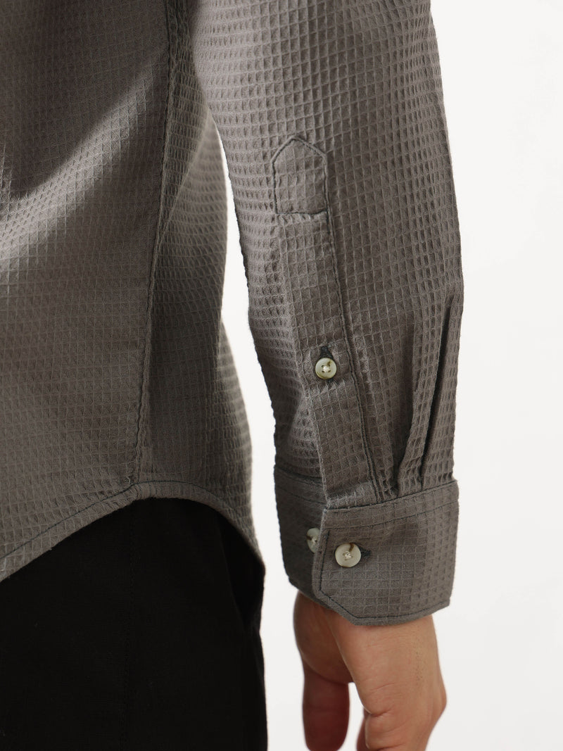 Thomas Scott Men Premium Grey Regular Fit Long Sleeves Spread Collar Textured Casual Shirt