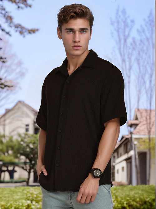 Thomas Scott Men Black Regular Fit Short Sleeves Cuban Collar Seersucker Shirt