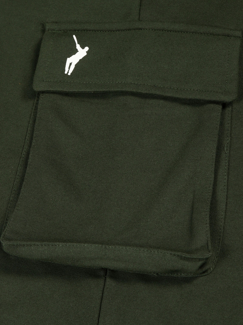 Thomas Scott Men Kombu Green Relaxed-Fit Mid-Rise Solid 3 Pockets Cargo Joggers
