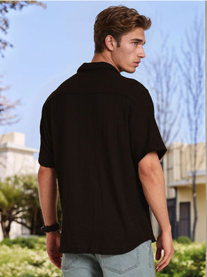 Thomas Scott Men Black Regular Fit Short Sleeves Cuban Collar Seersucker Shirt