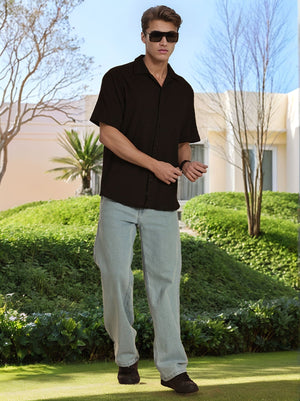 Thomas Scott Men Black Regular Fit Short Sleeves Cuban Collar Seersucker Shirt