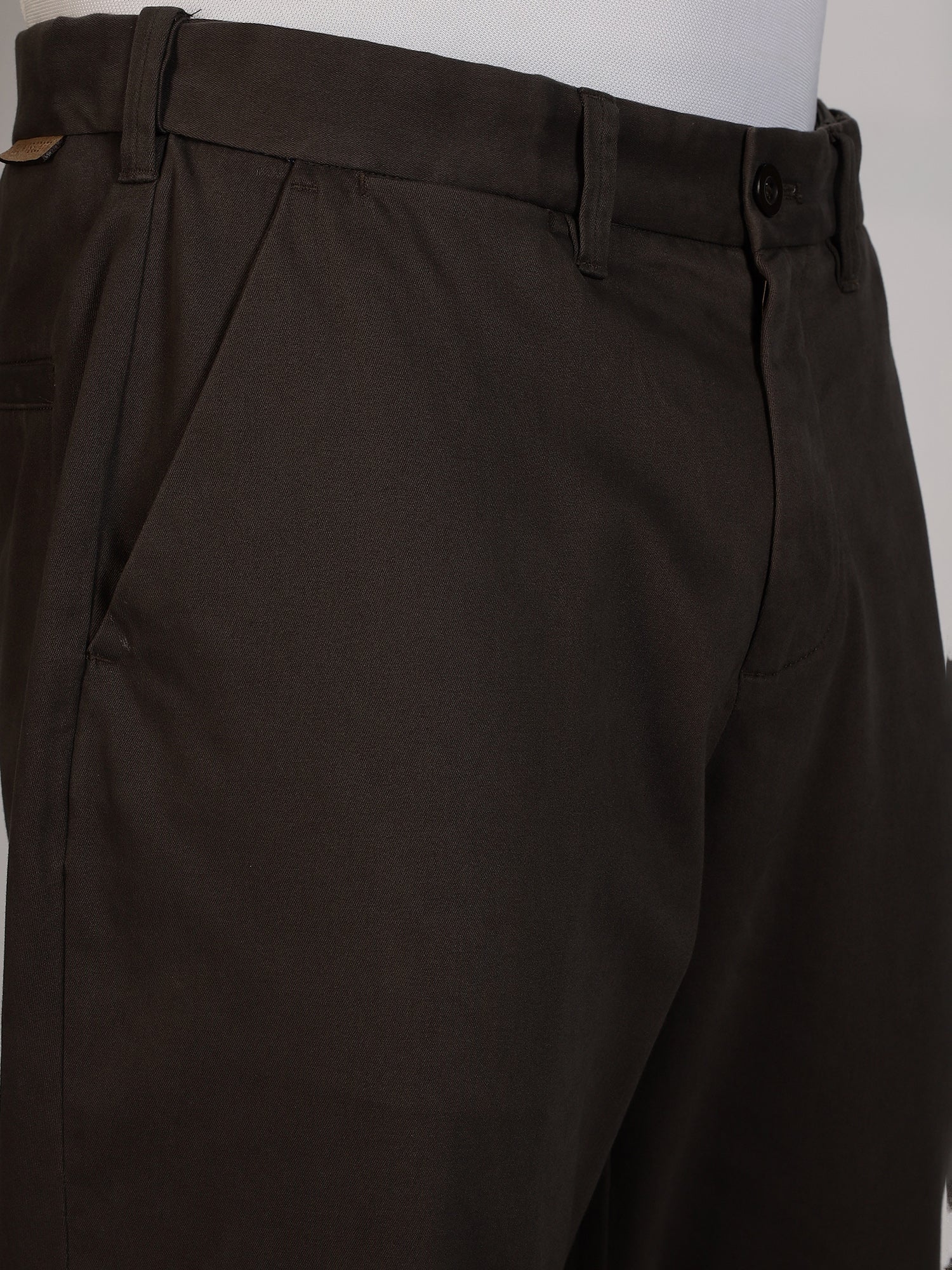 Thomas Scott Men Charcoal Regular Fit Mid-Rise Woven Chinos Trouser