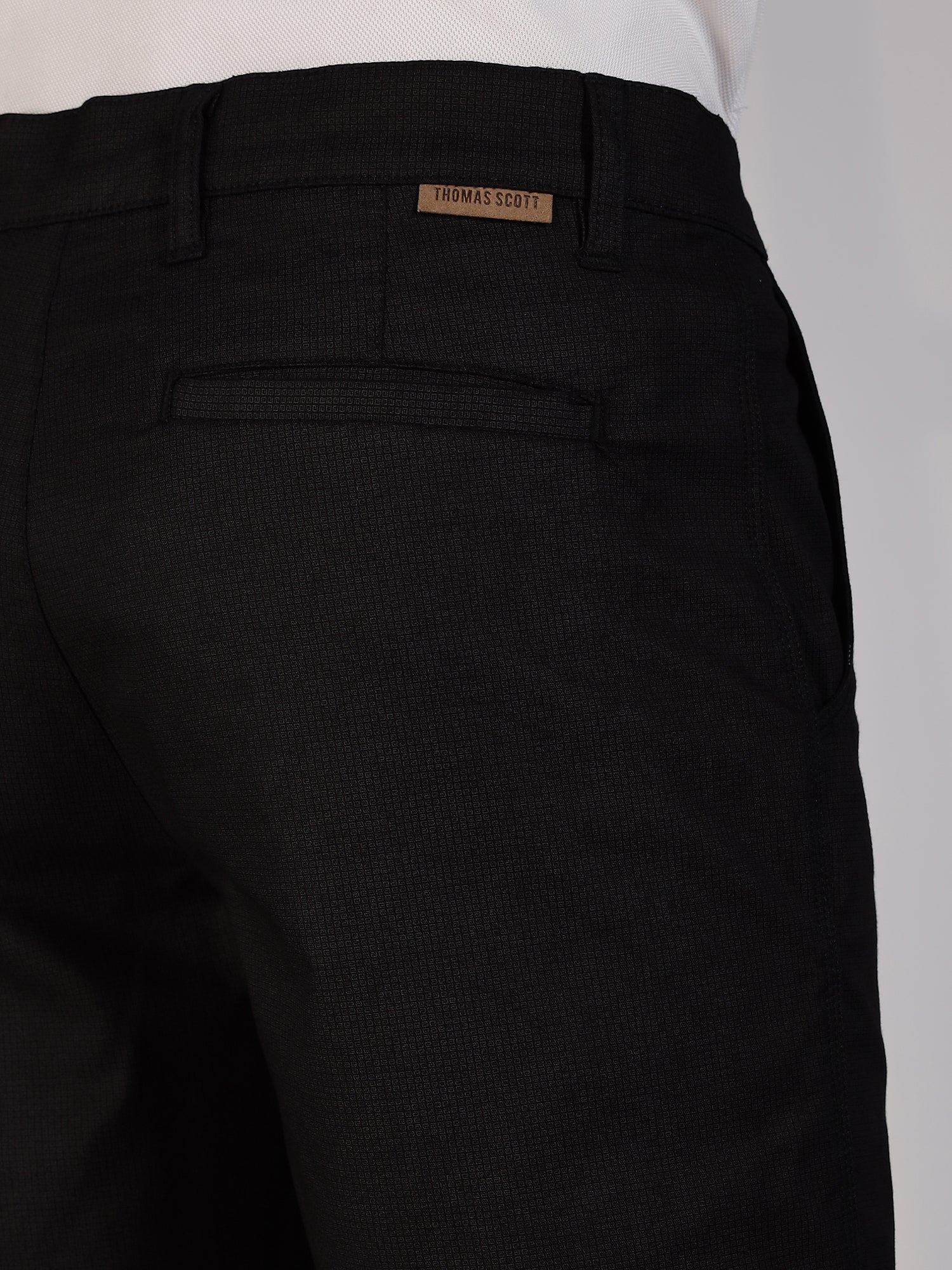 Thomas Scott Men Black Mid-Rise Slim Fit Printed Cotton Woven Chinos Shorts