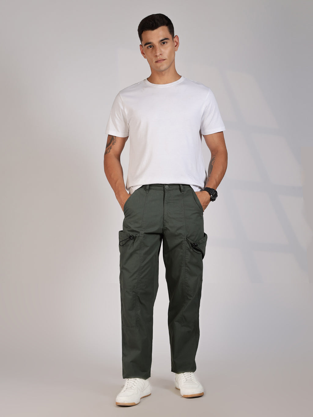 Thomas Scott Men Olive Mid-Rise Straight Fit Woven Cargo Trousers