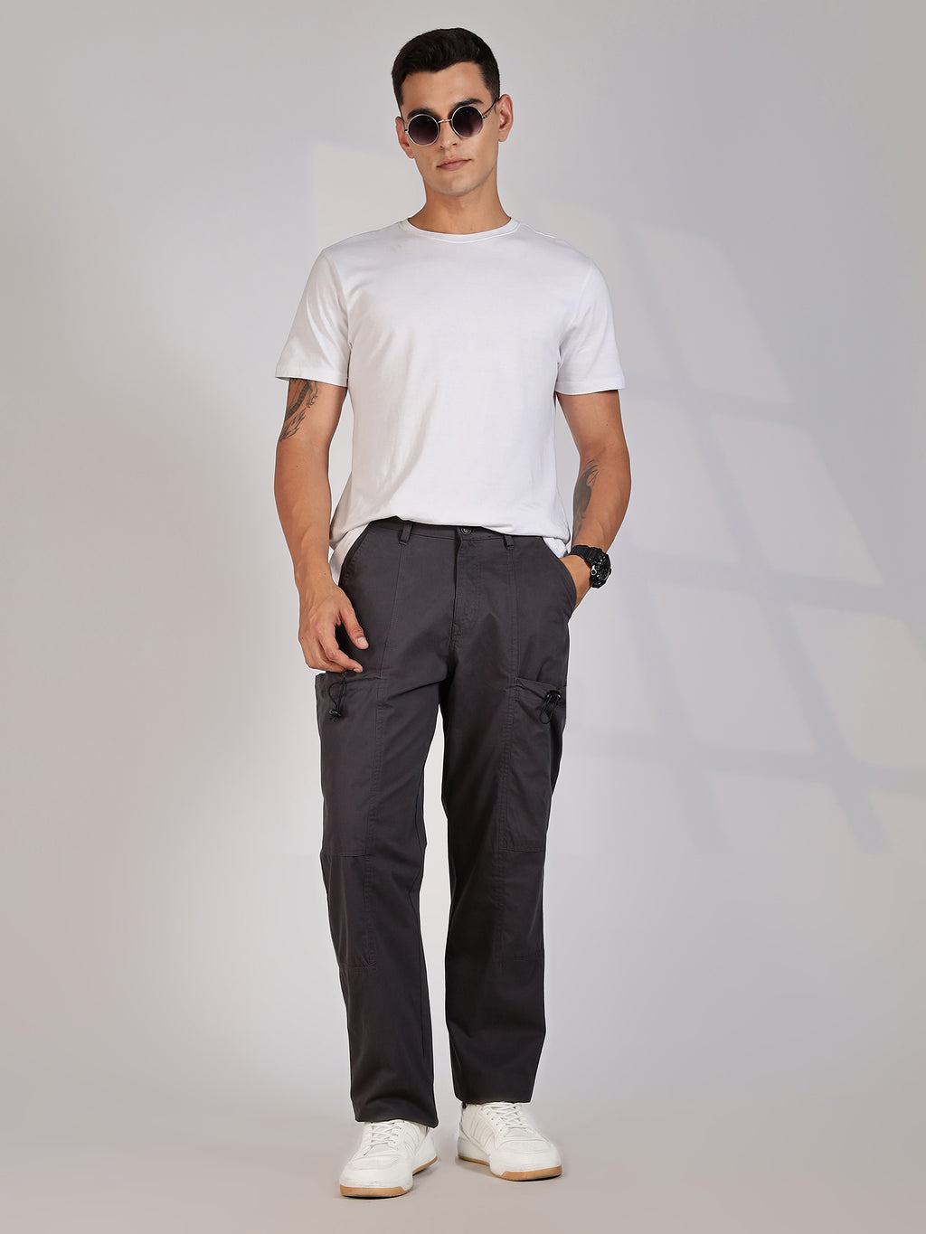 Thomas Scott Men Dk.Grey Mid-Rise Straight Fit Woven Cargo Trousers