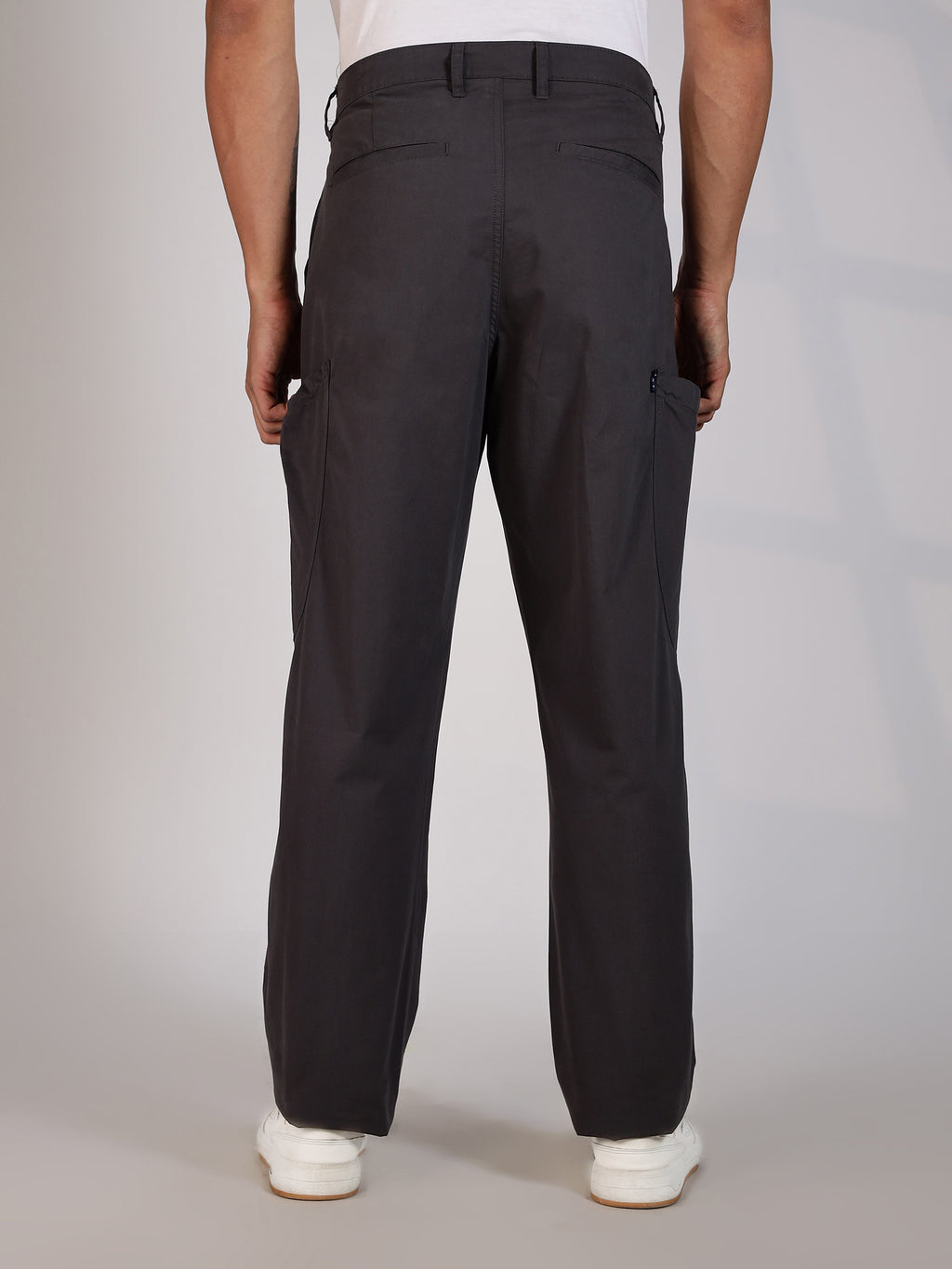 Thomas Scott Men Dk.Grey Mid-Rise Straight Fit Woven Cargo Trousers