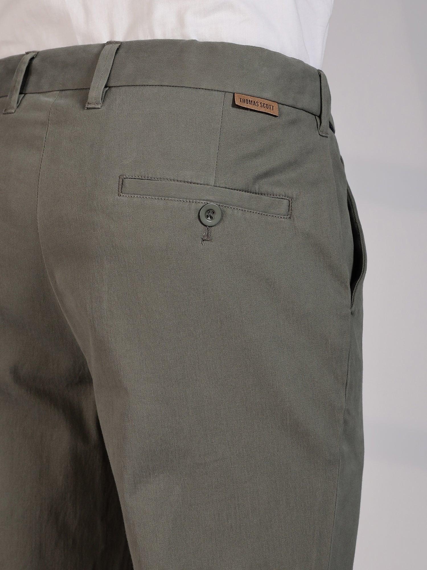 Thomas Scott Men Olive Regular Fit Mid-Rise Woven Chinos Trouser
