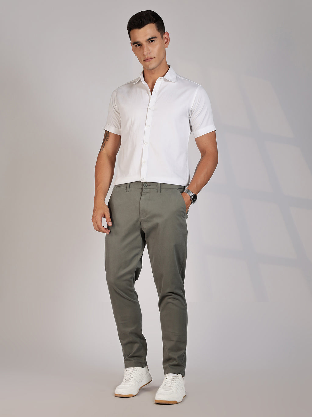 Thomas Scott Men Olive Regular Fit Mid-Rise Woven Chinos Trouser