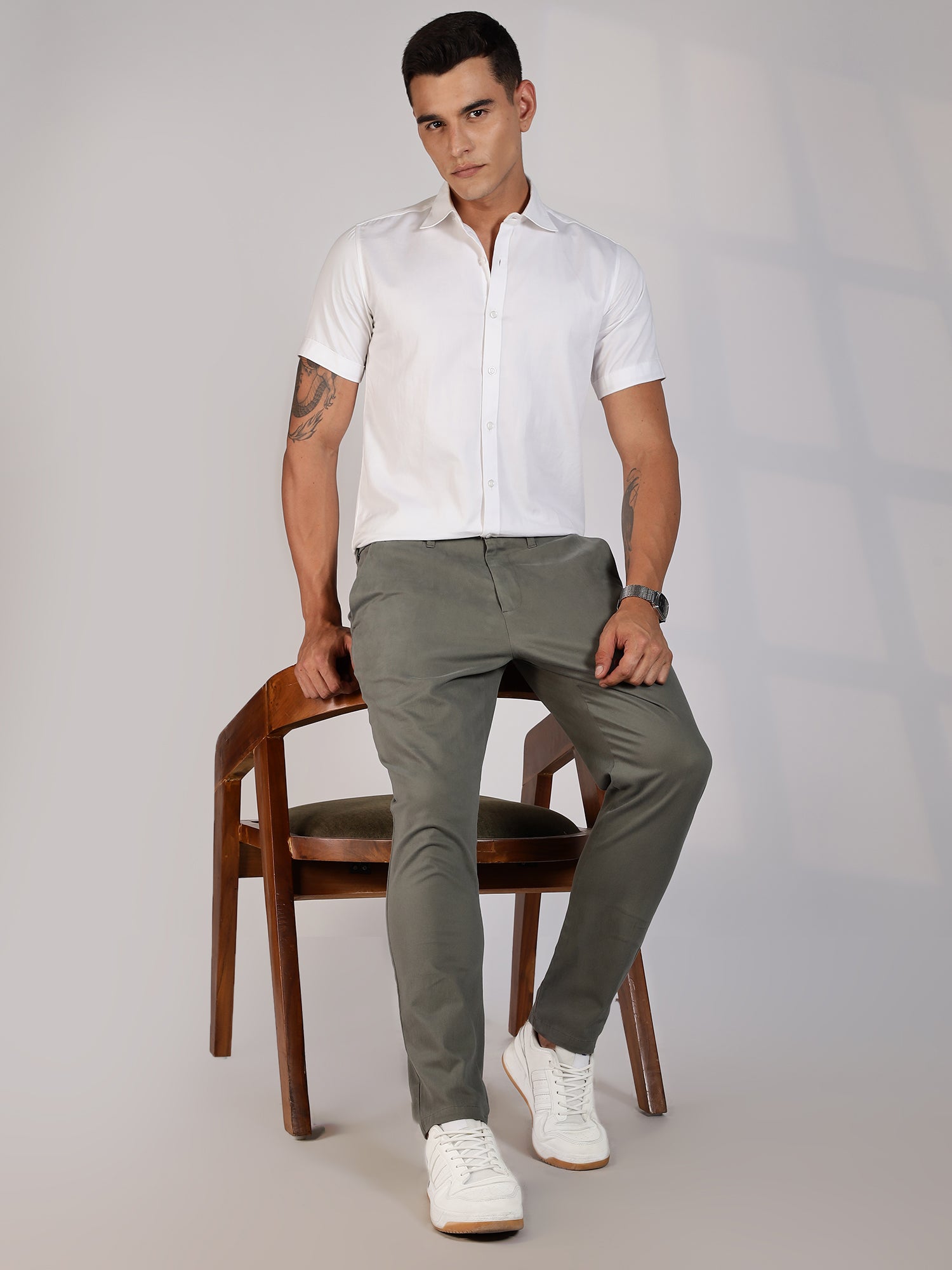 Thomas Scott Men Olive Regular Fit Mid-Rise Woven Chinos Trouser
