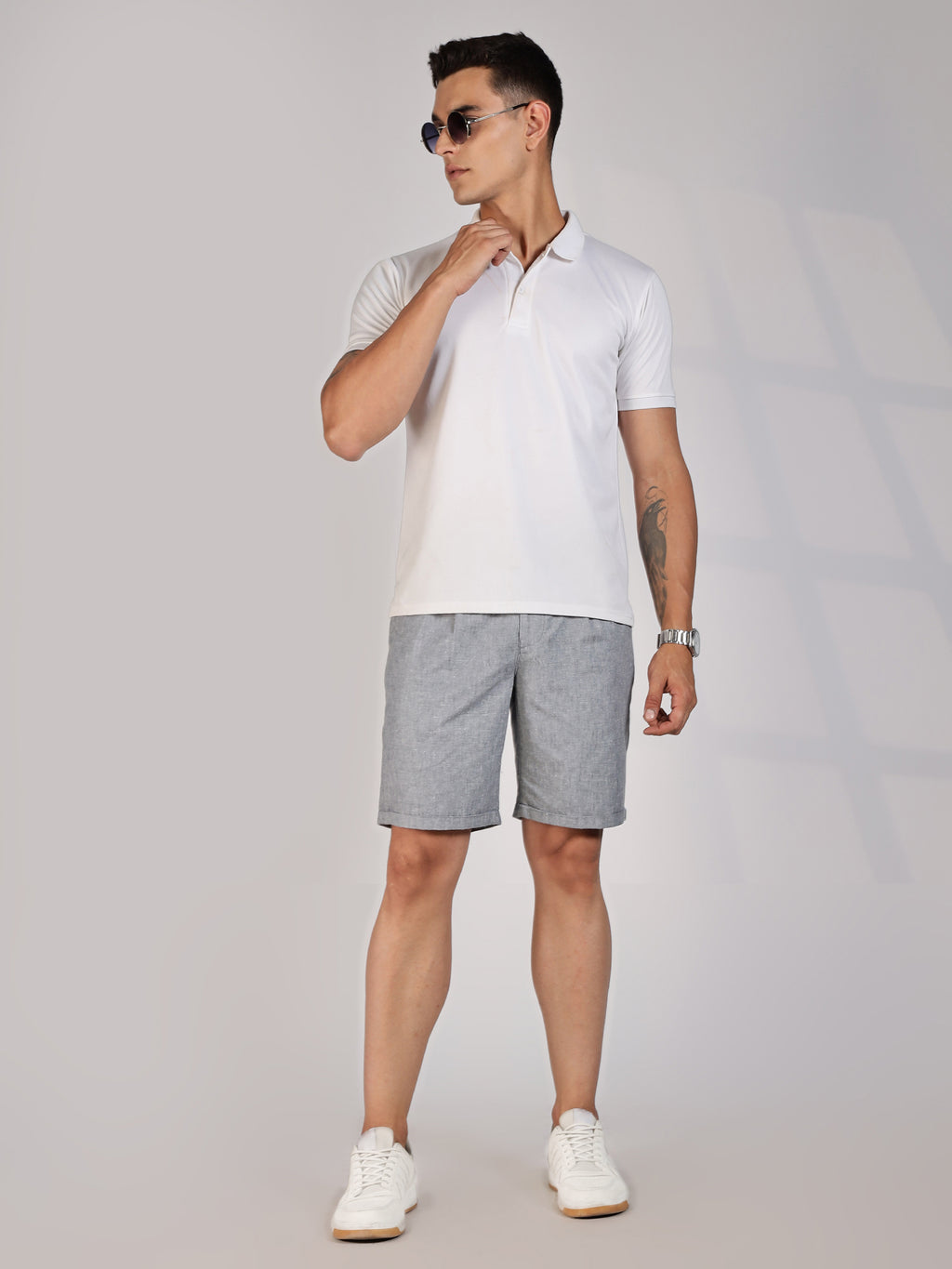 Thomas Scott Men Grey Mid-Rise Regular Fit Woven Linen Chino Shorts
