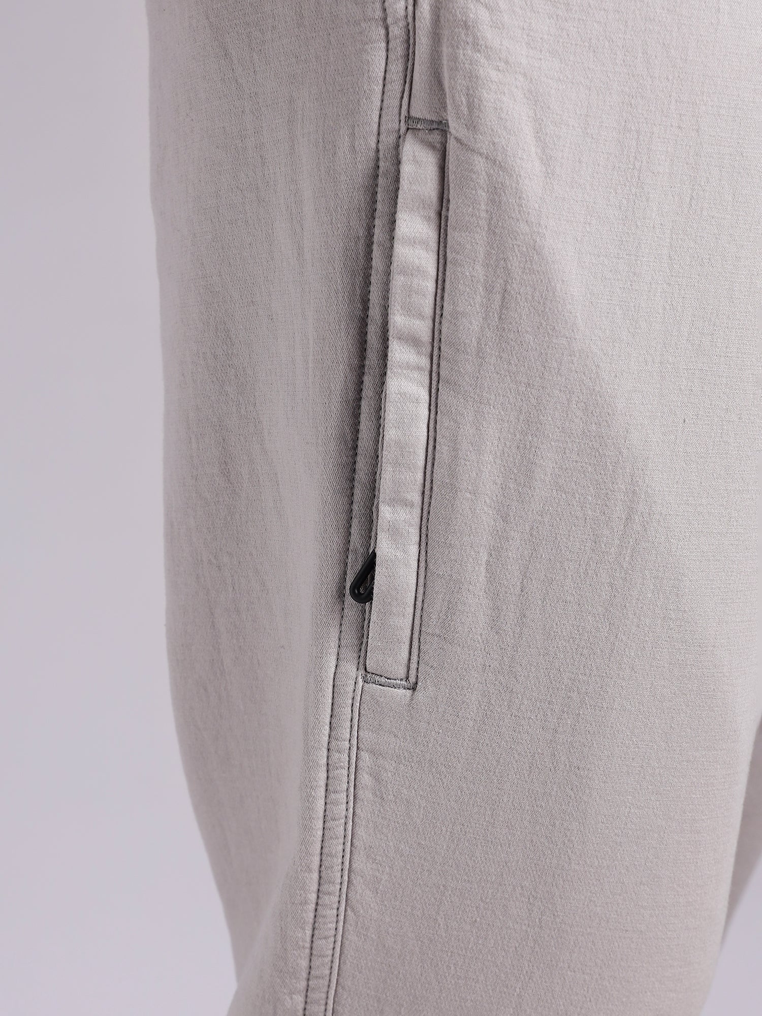Thomas Scott Men Grey Mid-Rise Straight Fit Woven Chino Trousers