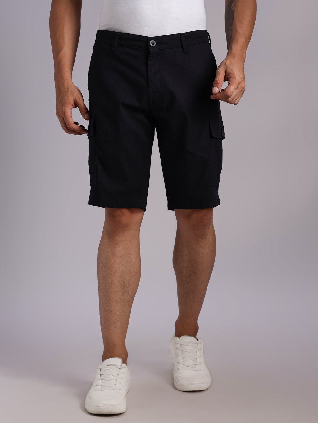 Thomas Scott Men Black Mid-Rise Regular Fit Solid Woven Linen Cargo Shorts