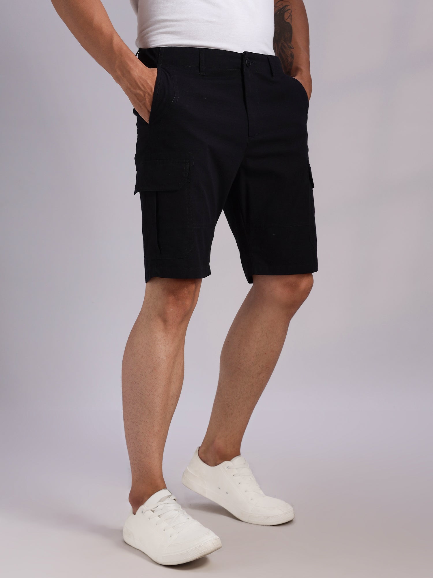 Thomas Scott Men Black Mid-Rise Regular Fit Solid Woven Cargo Shorts