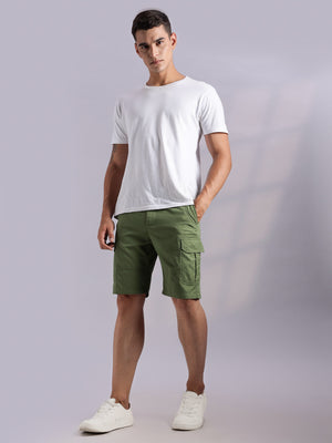 Thomas Scott Men Green Mid-Rise Regular Fit Solid Woven Cargo Shorts