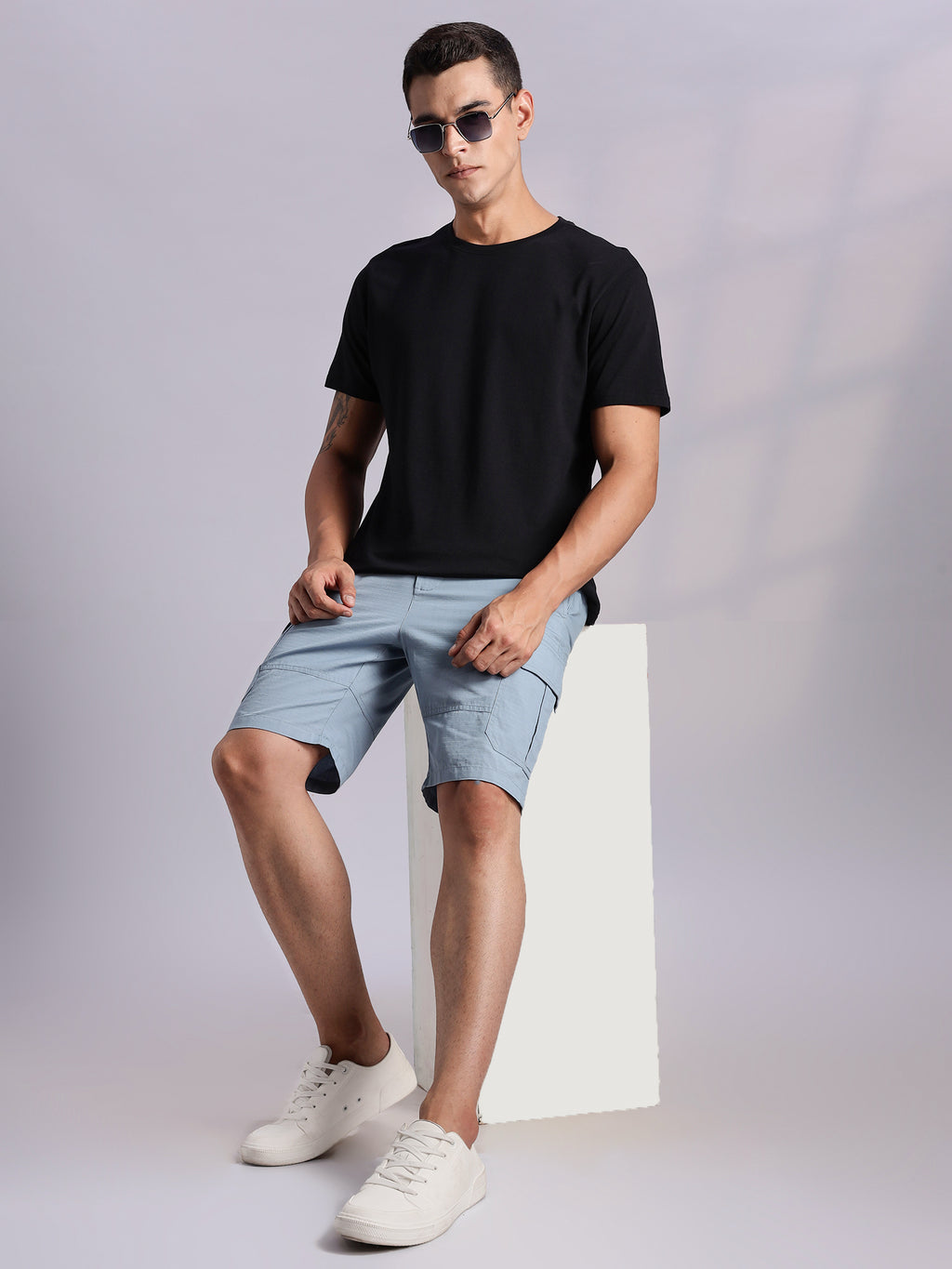 Thomas Scott Men MidBlue Mid-Rise Regular Fit Solid Woven Cargo Shorts