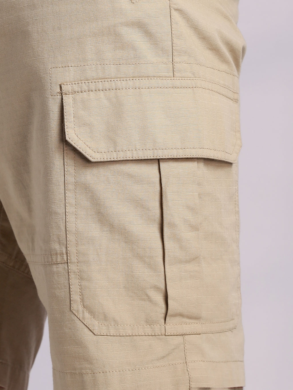 Thomas Scott Men Beige Mid-Rise Regular Fit Solid Woven Cargo Shorts
