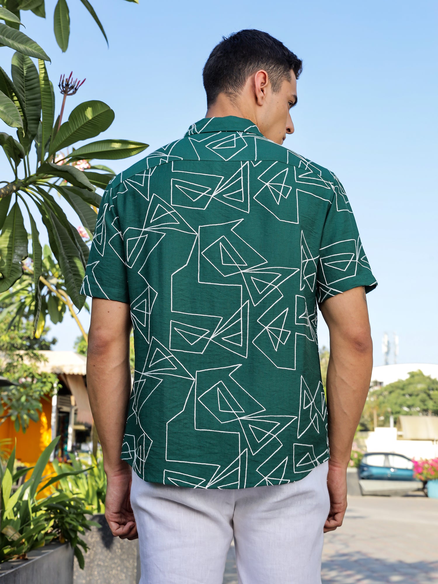 Thomas Scott Men Green Regular Fit Short Sleeves Spread Collar Embroidered Shirt