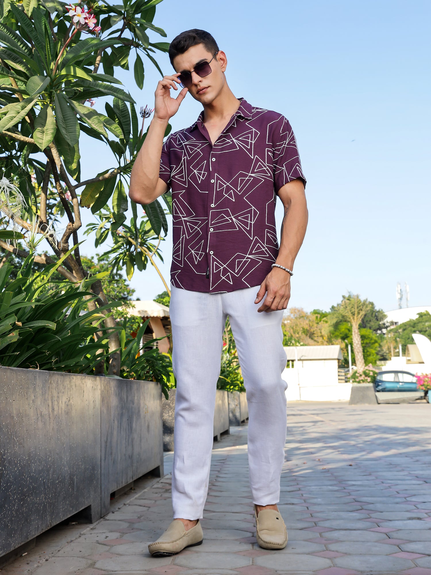 Thomas Scott Men Wine Regular Fit Short Sleeves Spread Collar Embroidered Shirt