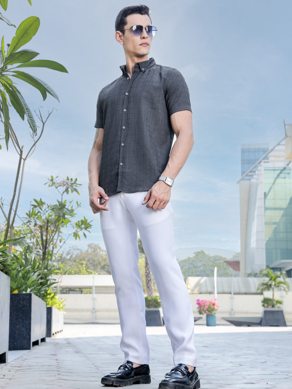 Thomas Scott Men Dk.Grey Slim Fit Short Sleeves Windowpane Checks Woven Casual Shirt