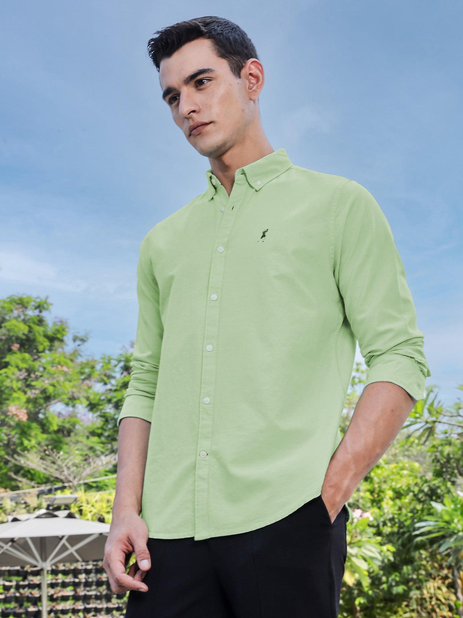 Thomas Scott Men Lt.Green Slim Fit Long Sleeves Button-Down Collar Solid Casual Shirt