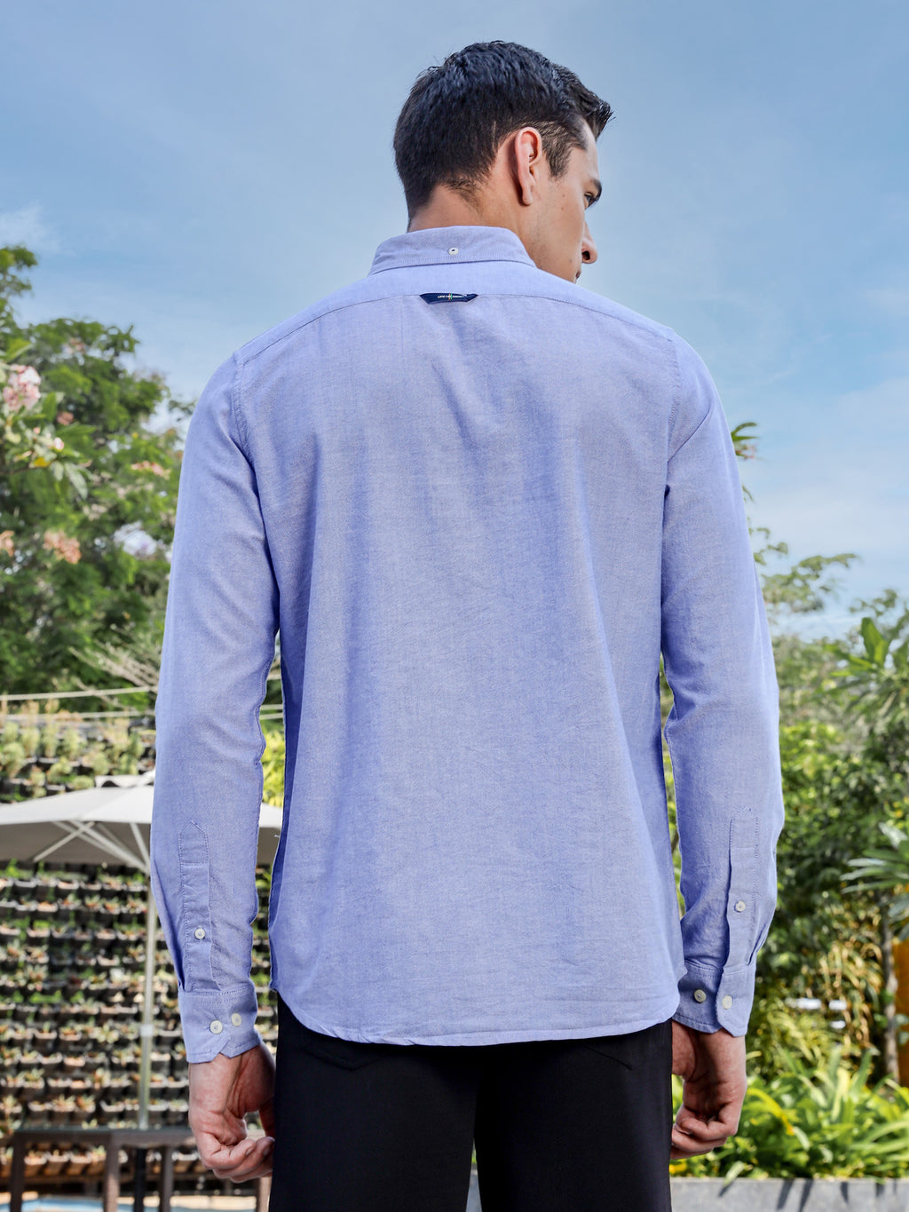 Thomas Scott Men InkBlue Slim Fit Long Sleeves Button-Down Collar Solid Casual Shirt