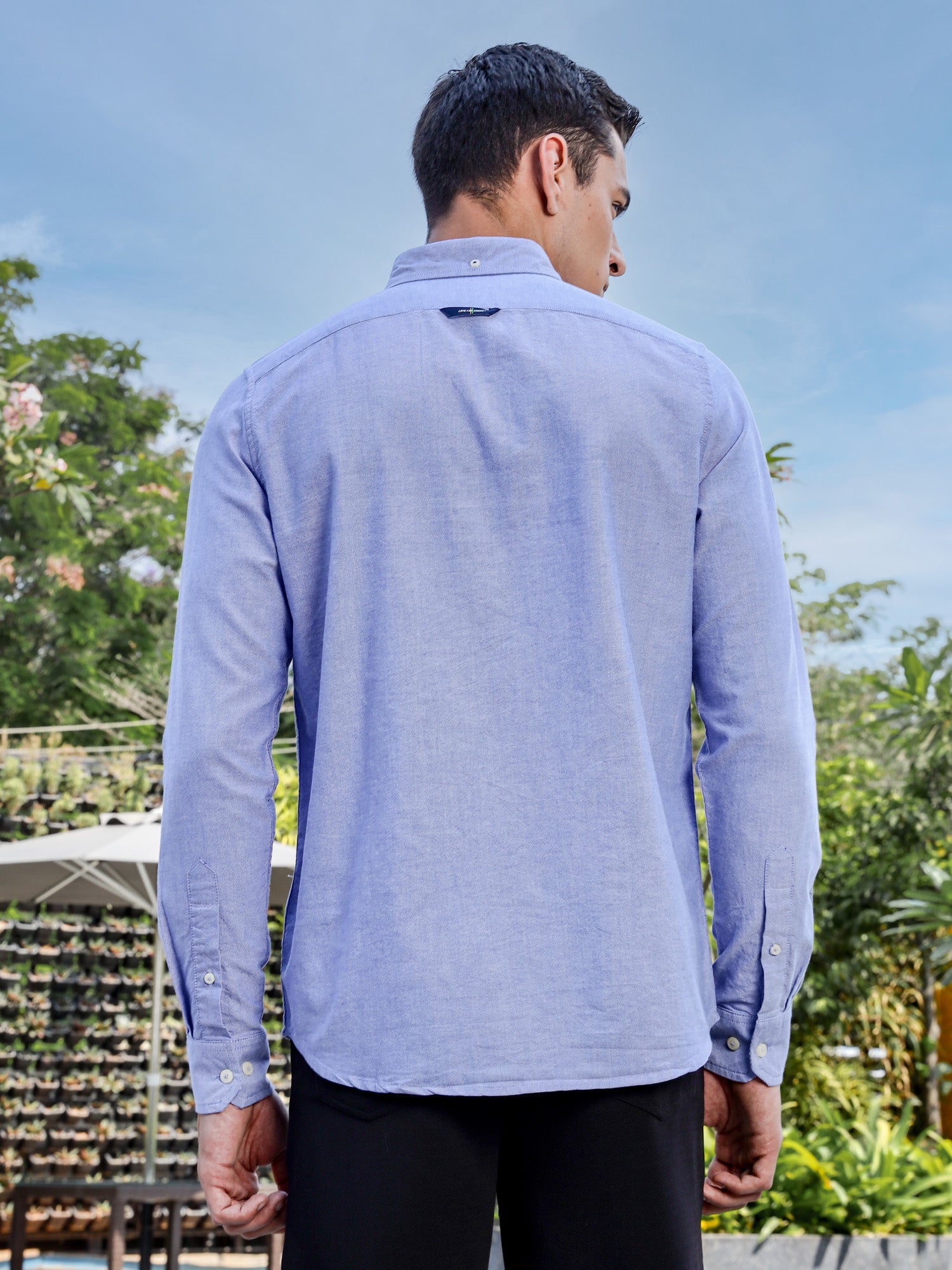 Thomas Scott Men InkBlue Slim Fit Long Sleeves Button-Down Collar Solid Casual Shirt