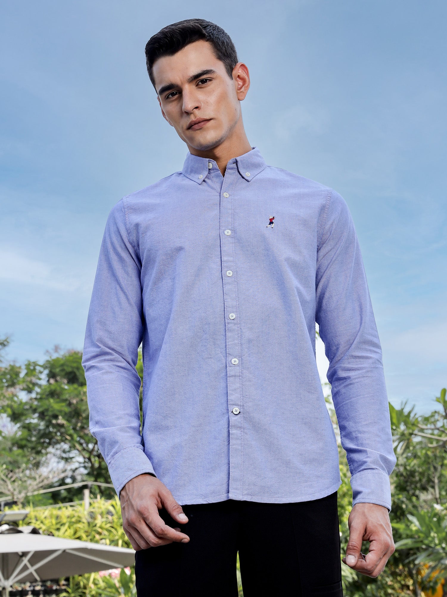 Thomas Scott Men InkBlue Slim Fit Long Sleeves Button-Down Collar Solid Casual Shirt