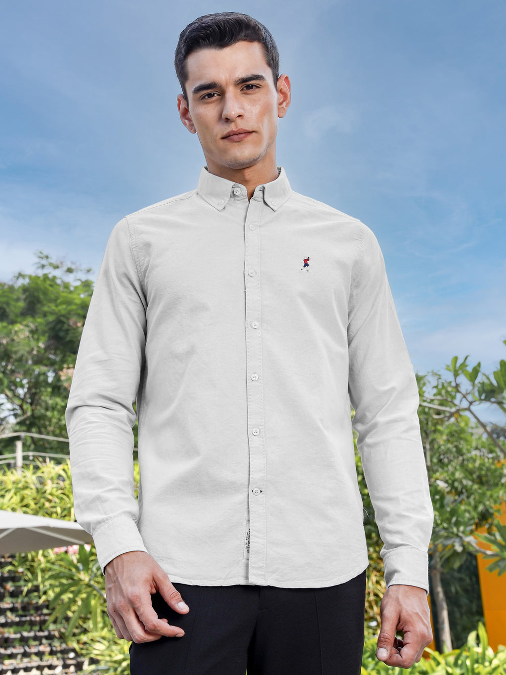Thomas Scott Men Beige Slim Fit Long Sleeves Button-Down Collar Solid Casual Shirt