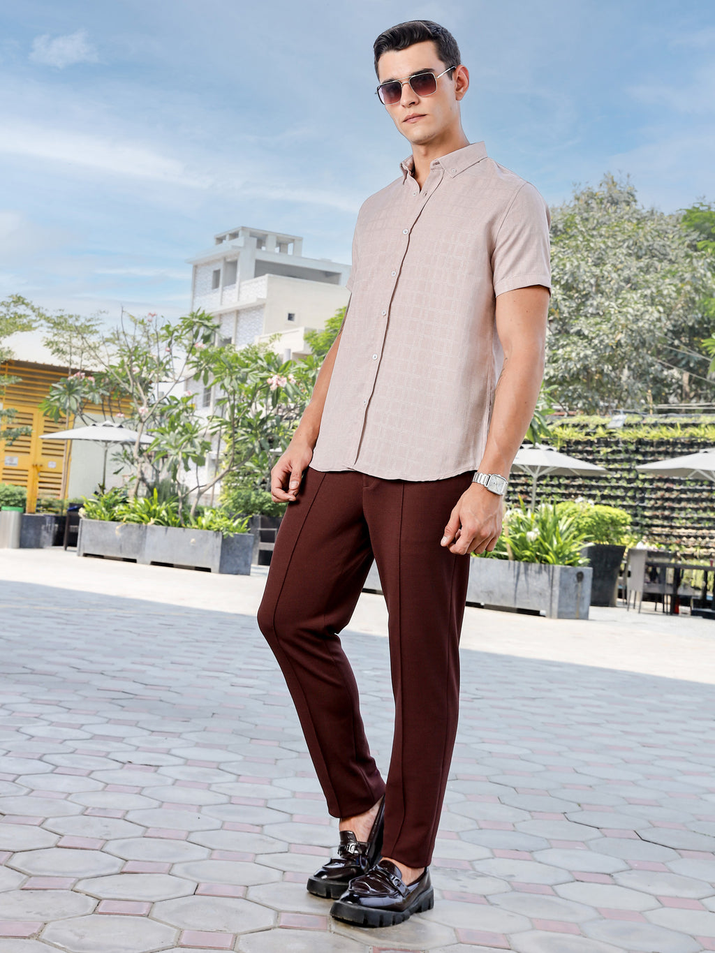 Thomas Scott Men Pink Slim Fit Short Sleeves Windowpane Checks Woven Casual Shirt