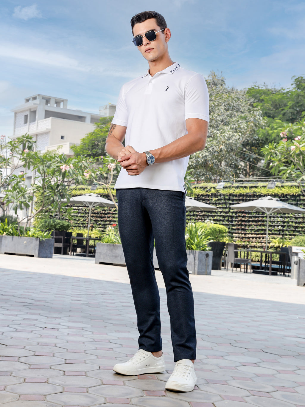 Thomas Scott Men White Regular Fit Short Sleeve Polo Collar Knitted T-shirt