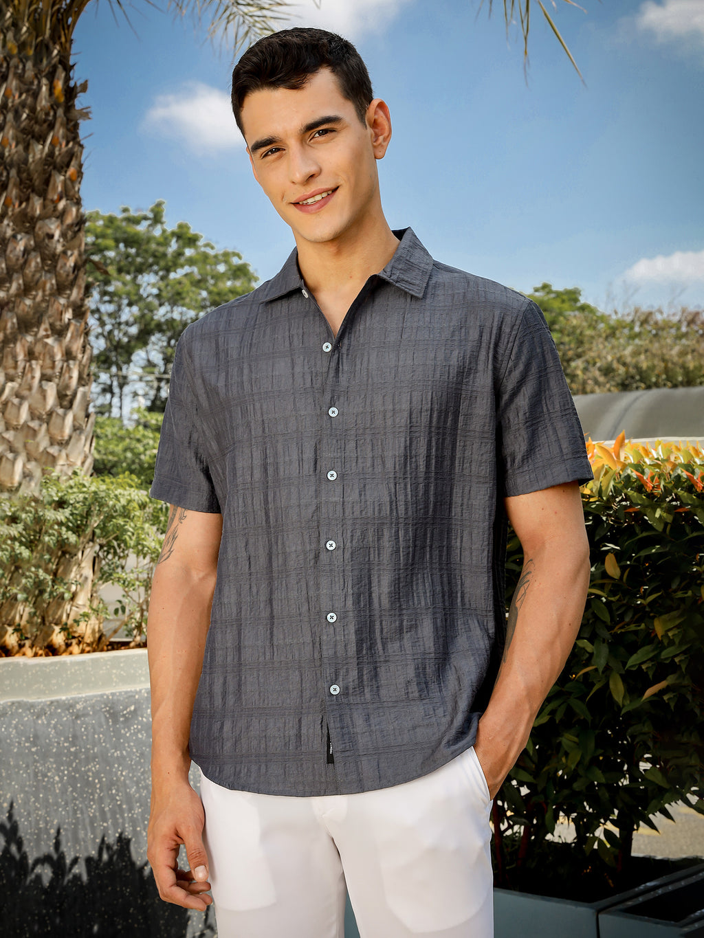 Thomas Scott Men Grey Slim Fit Short Sleeves Horizontal Stripes Casual Shirt