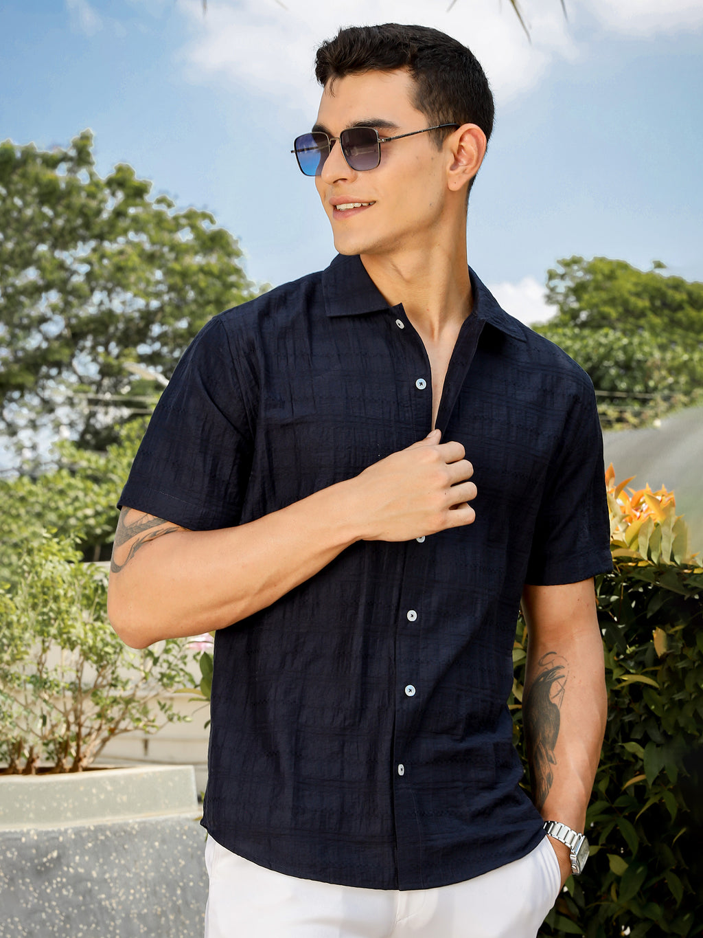 Thomas Scott Men Navy Slim Fit Short Sleeves Horizontal Stripes Casual Shirt