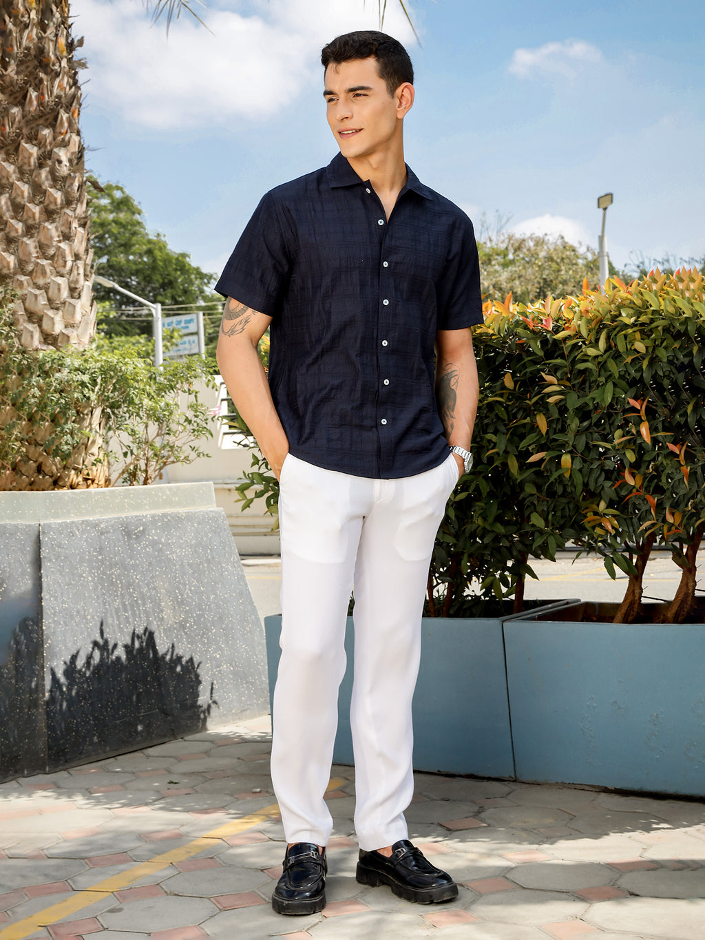 Thomas Scott Men Navy Slim Fit Short Sleeves Horizontal Stripes Casual Shirt