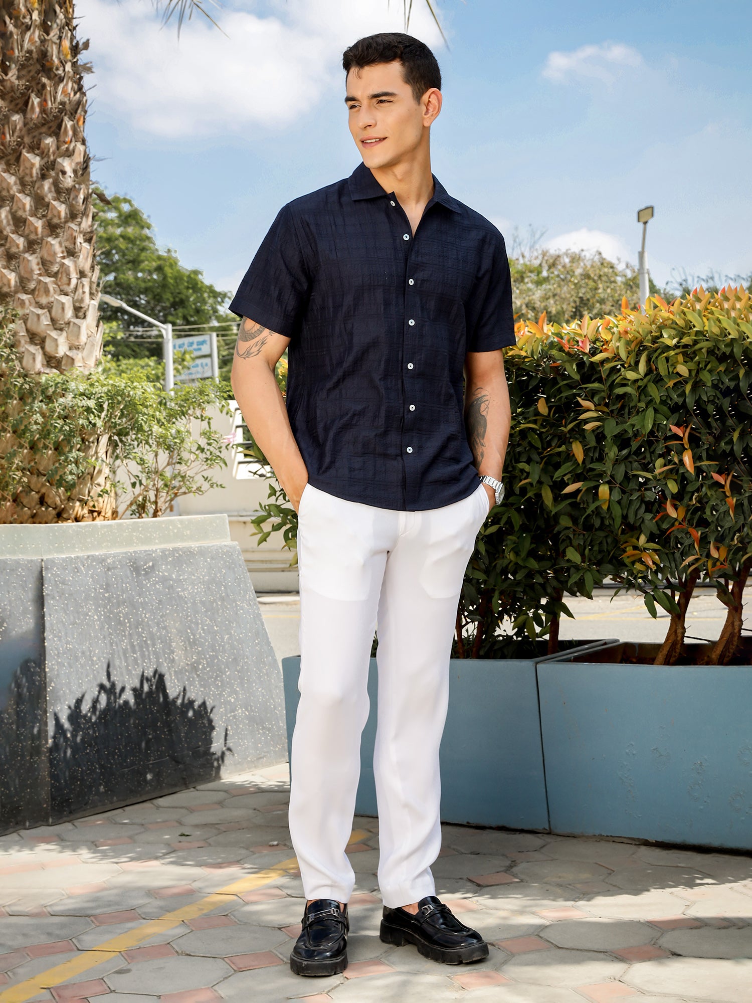 Thomas Scott Men Navy Slim Fit Short Sleeves Horizontal Stripes Casual Shirt