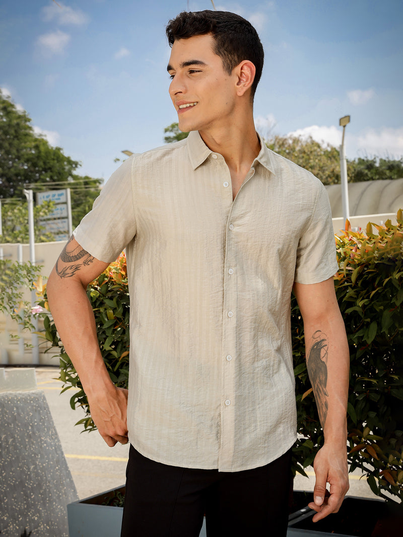 Thomas Scott Men Cream Slim Fit Short Sleeves Vertical Stripes Casual Shirt