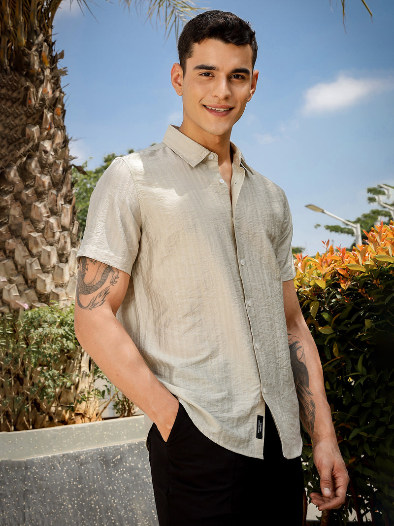 Thomas Scott Men Cream Slim Fit Short Sleeves Vertical Stripes Casual Shirt