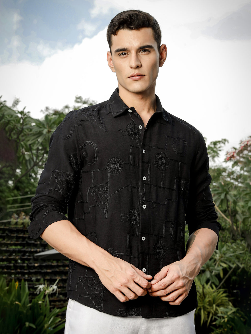 Thomas Scott Men Black Regular Fit Long Sleeves Cutaway Collar Embroidered Shirt