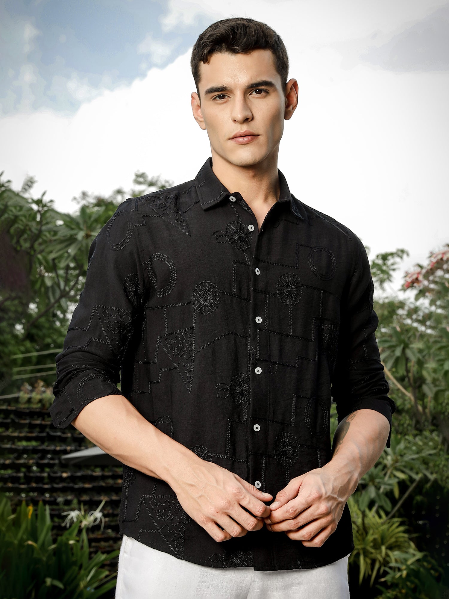 Thomas Scott Men Black Regular Fit Long Sleeves Cutaway Collar Embroidered Shirt
