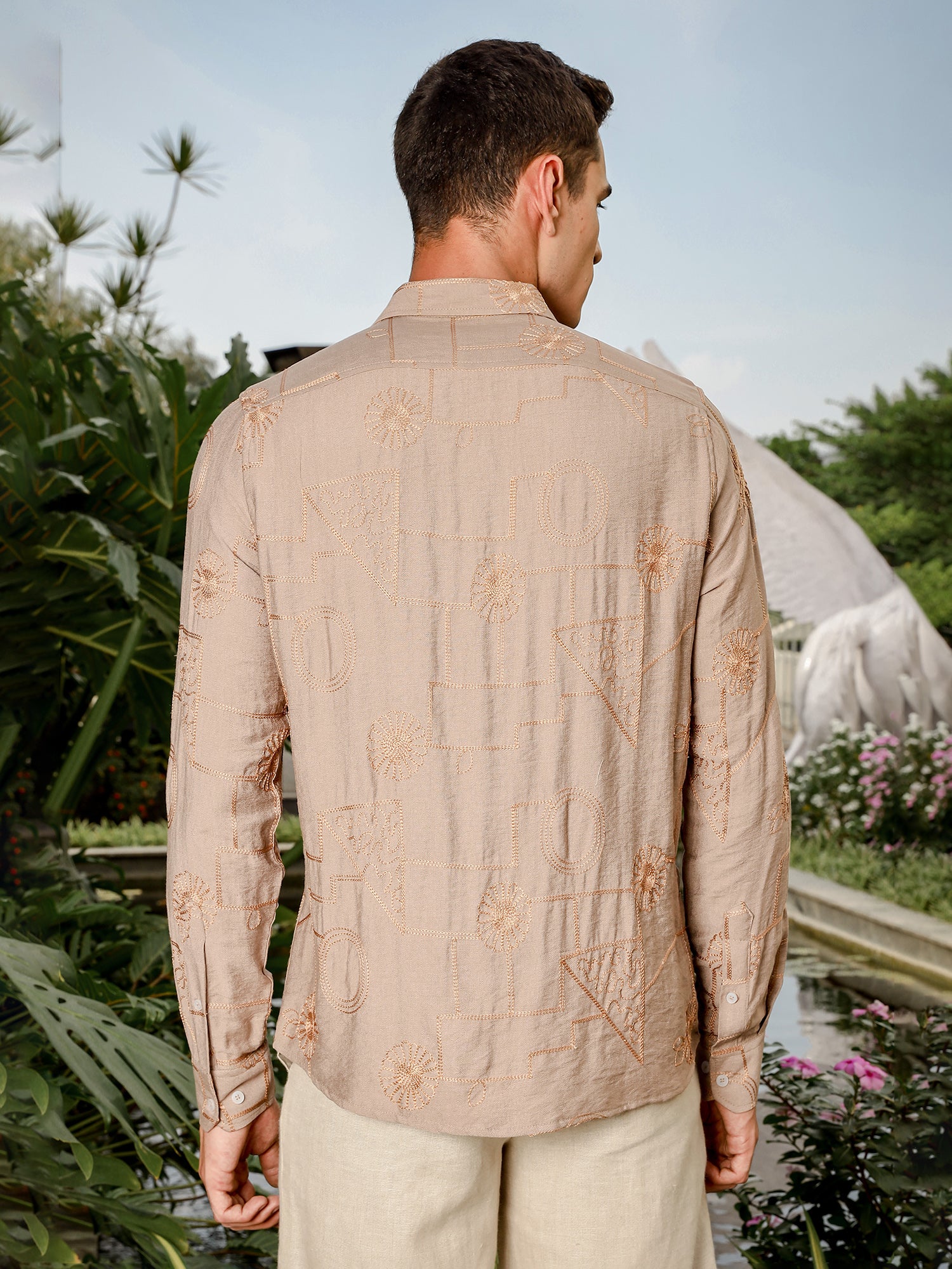 Thomas Scott Men Beige Regular Fit Long Sleeves Cutaway Collar Embroidered Shirt
