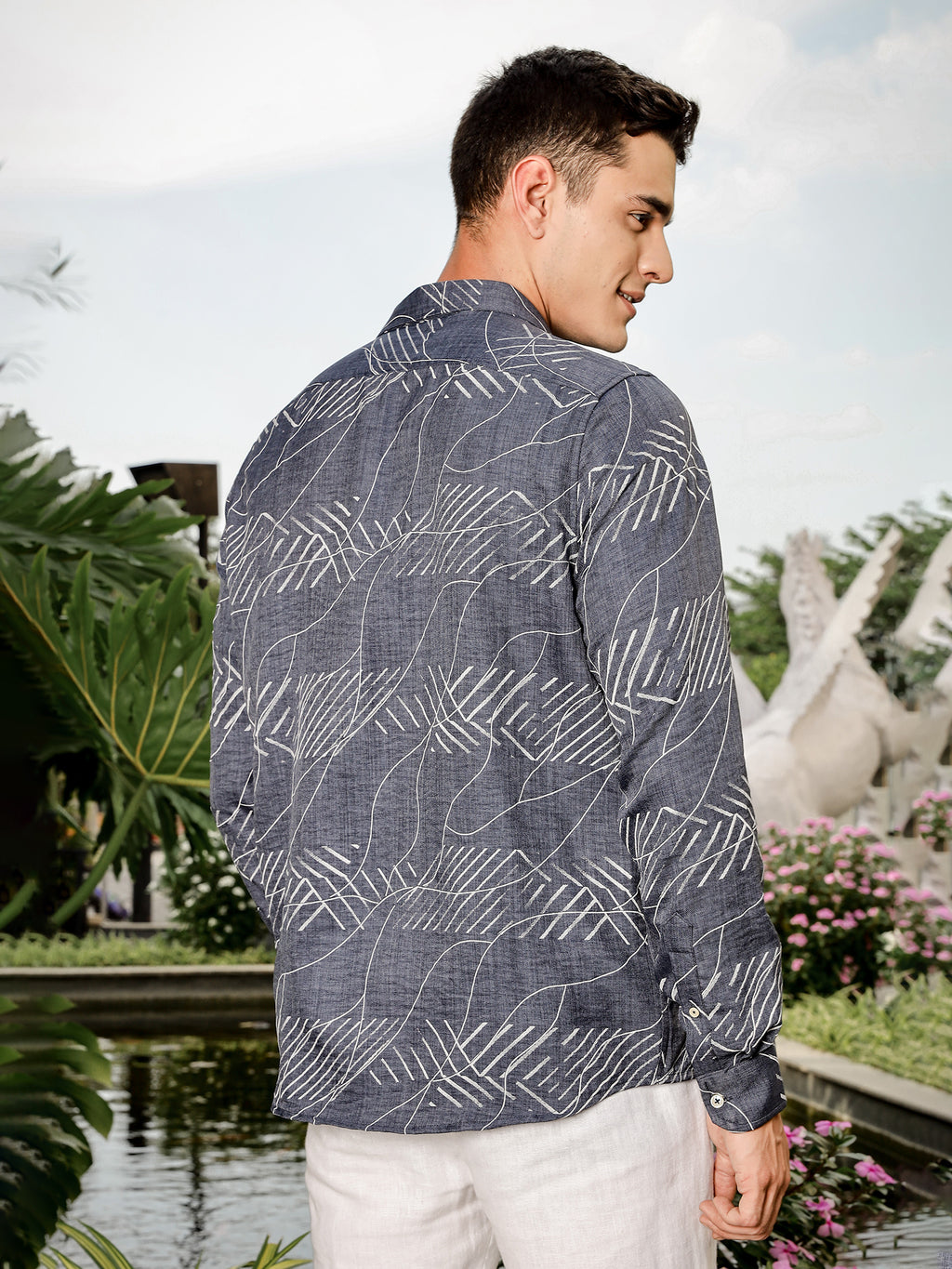 Thomas Scott Men Blue Slim Fit Long Sleeve Abstract Print Casual Shirt
