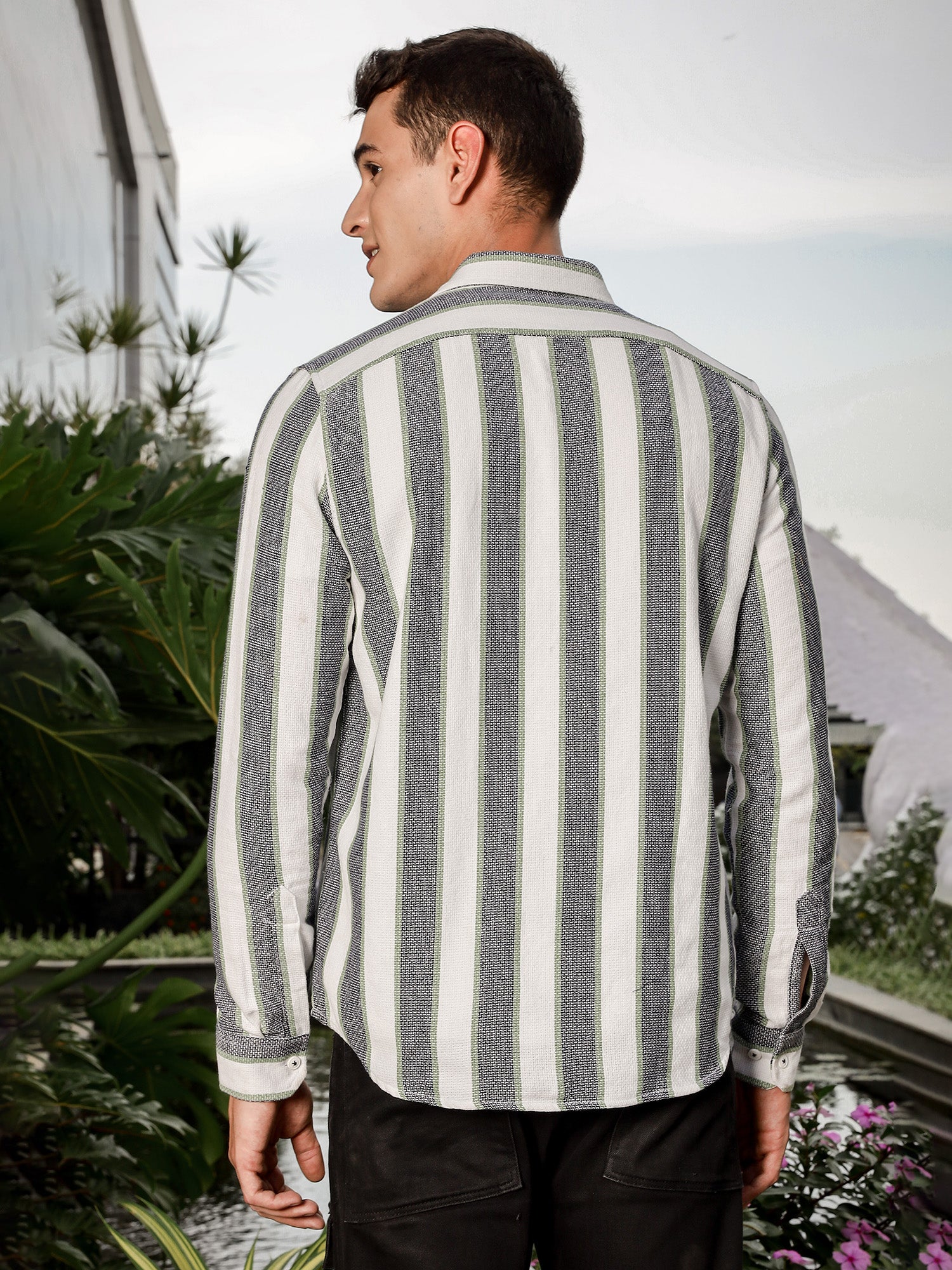 Thomas Scott Men White Slim Fit Long Sleeve Vertical Stripes Casual Shirt