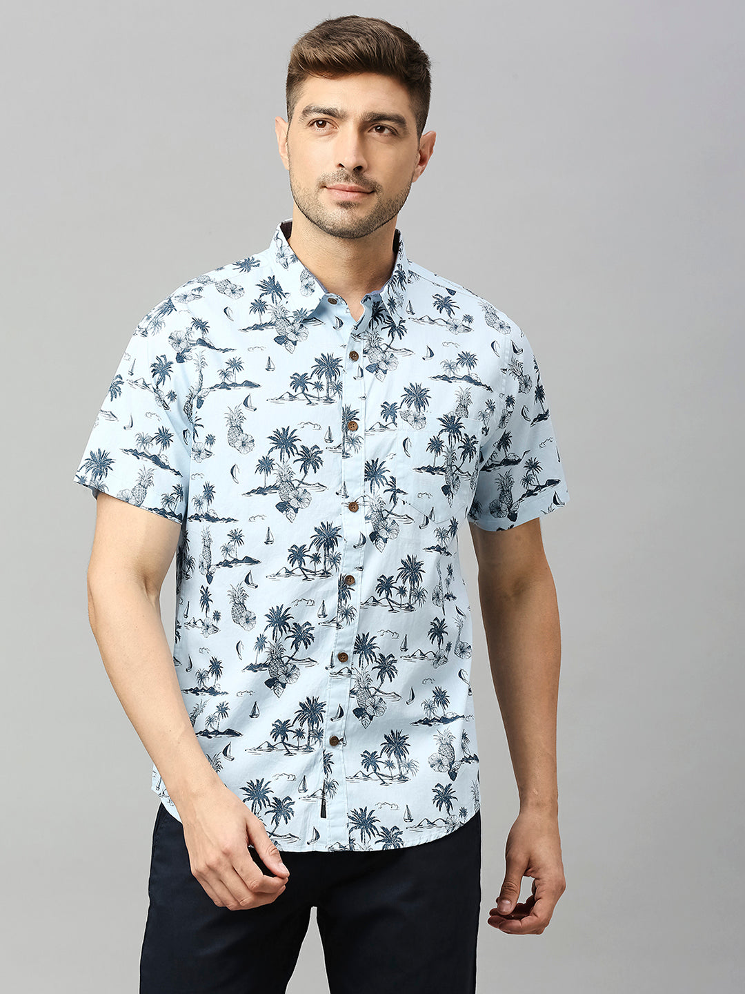 Thomas Scott Men Sky Blue Classic Short Sleeves Slim Fit Spread Collar Floral Printed Cotton Casual Shirt