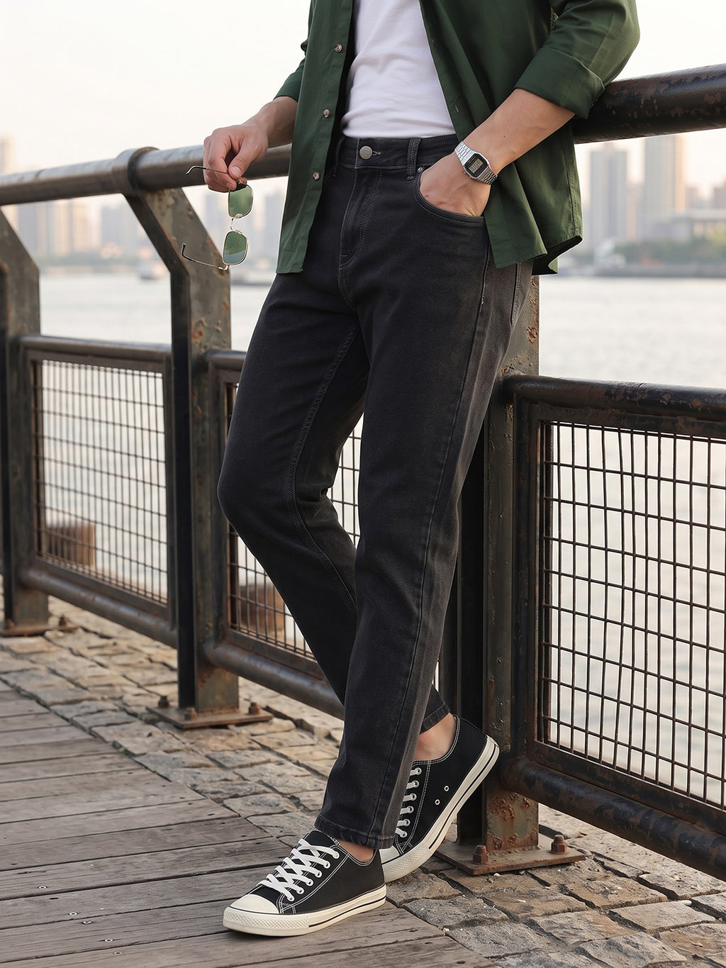 Black Smart Carrot Fit Mid-Rise No Faded Clean Look Stretchable Jeans For Men