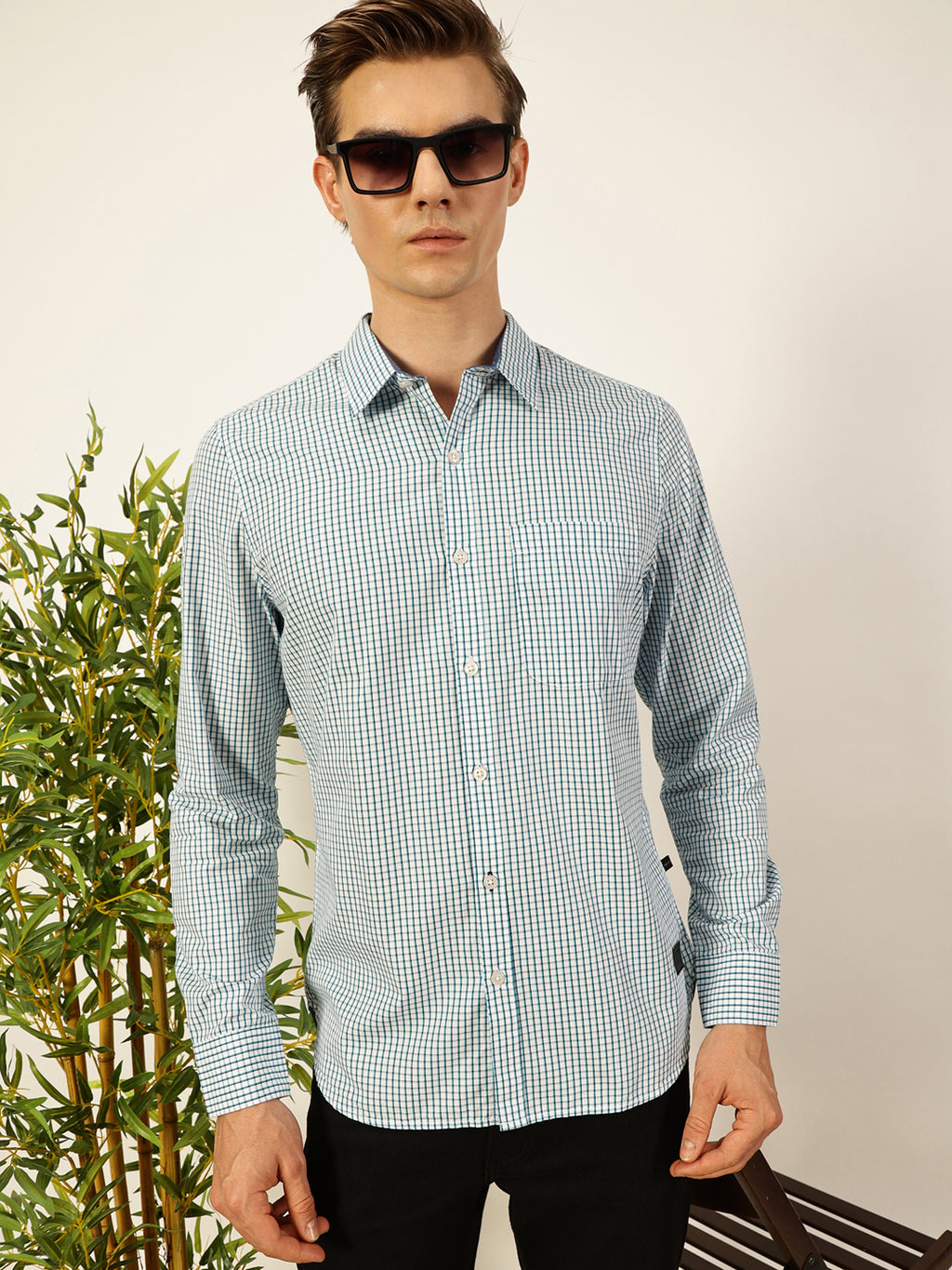 Thomas Scott Men Smart Spread Collar Micro Checked Cotton Slim Fit Casual Shirt