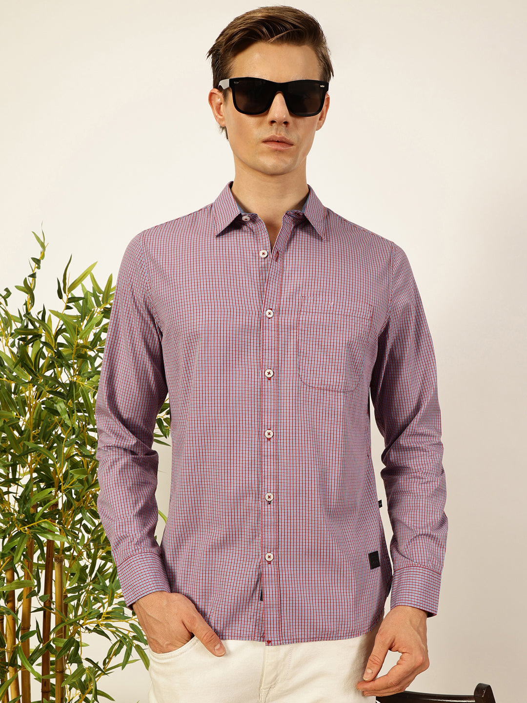 Thomas Scott Men Smart Spread Collar Micro Checked Cotton Slim Fit Casual Shirt