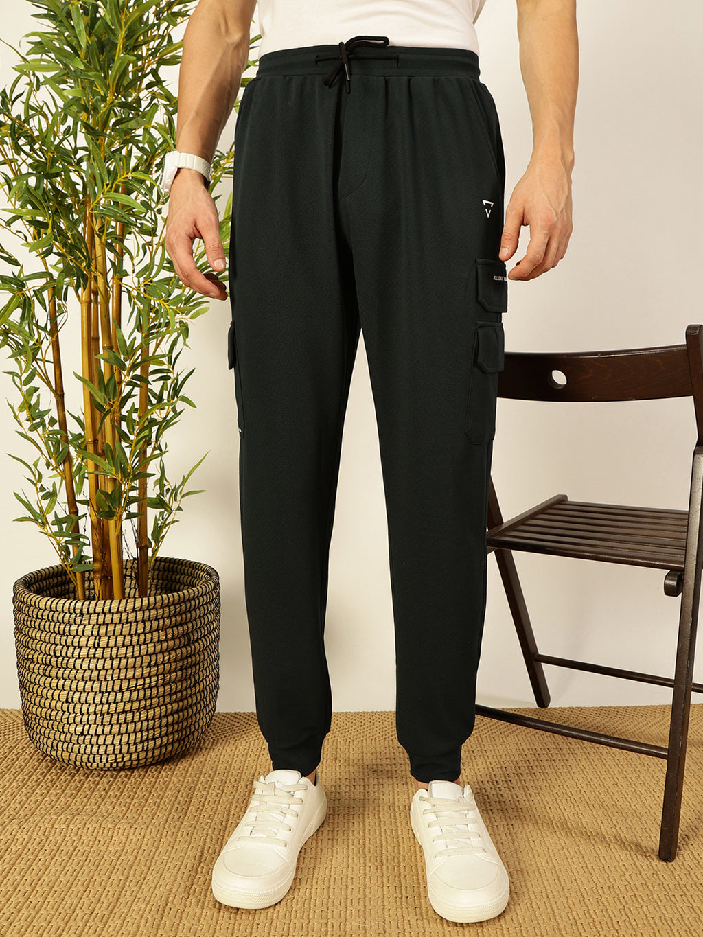 Thomas Scott Men Solid Relaxed Fit Joggers