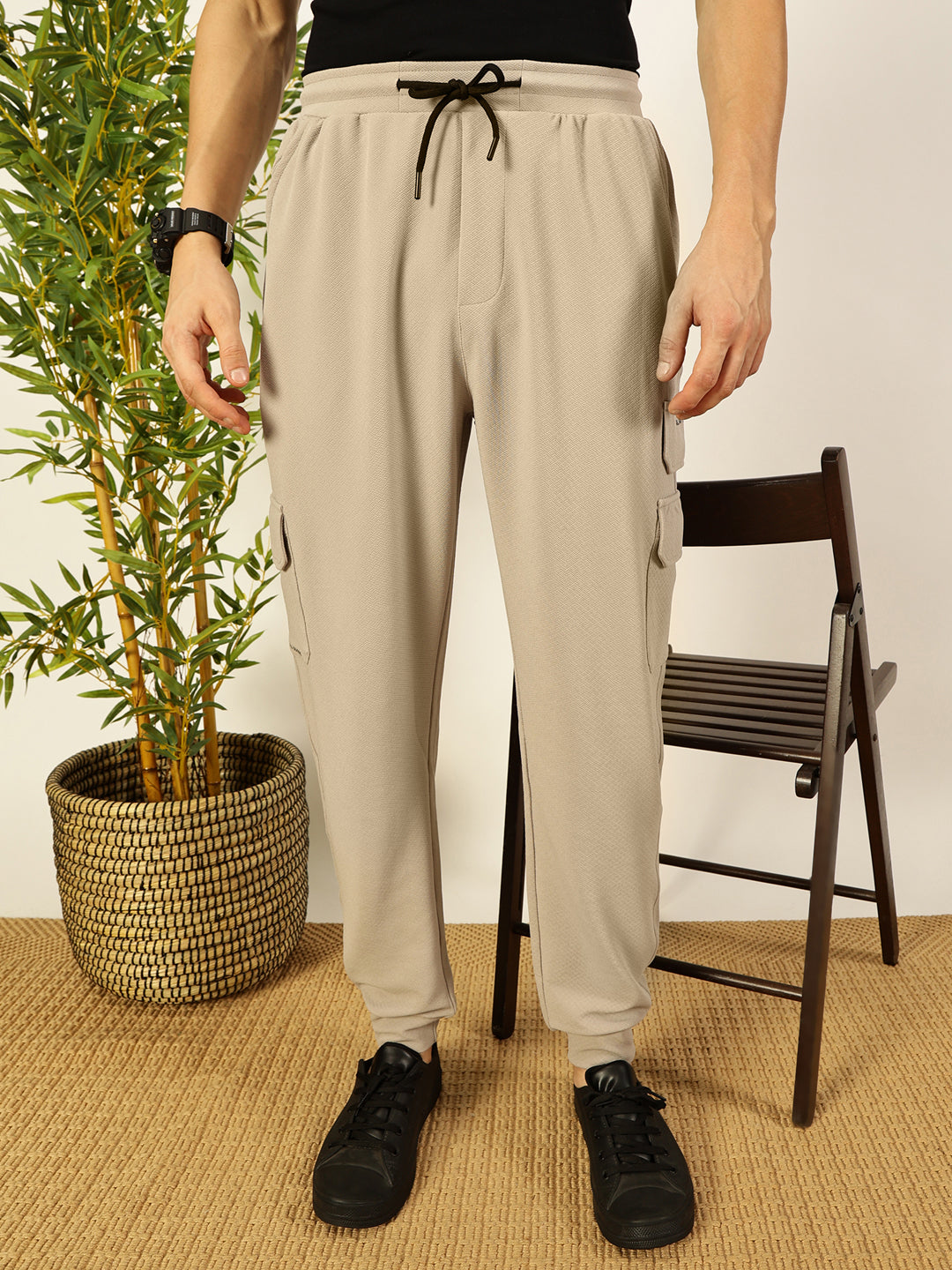 Thomas Scott Men Mid Rise Track Pants